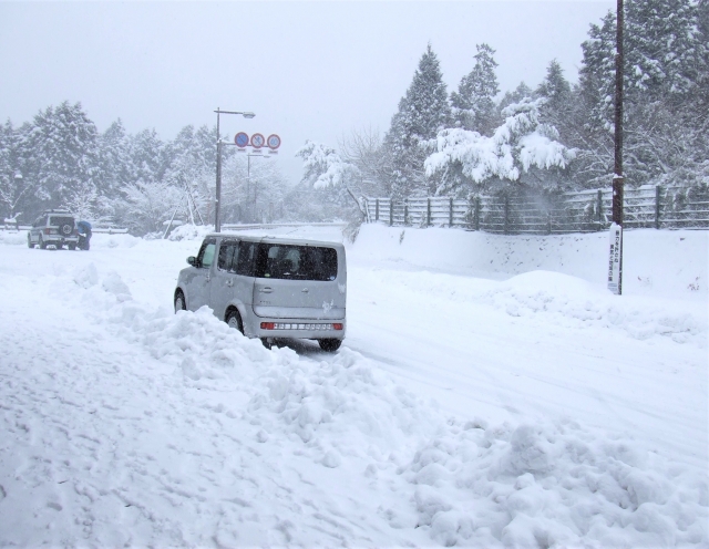 雪の中で立ち往生